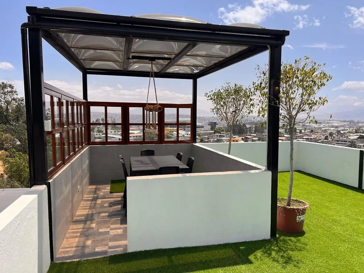 Scairbnb Quito